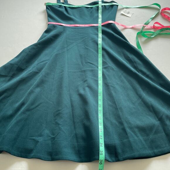 Dress The Population Aline Dress Medium Green Pine Fit Flare Pockets Party Event - Picture 11 of 11
